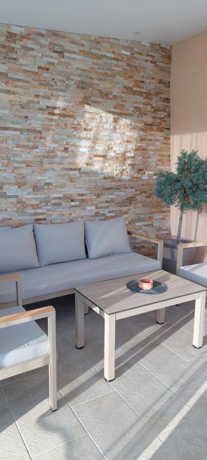 Athena Apartments Vitaládes エクステリア 写真