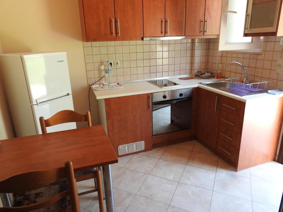 Athena Apartments Vitaládes エクステリア 写真
