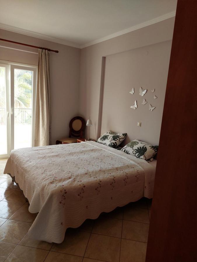 Athena Apartments Vitaládes エクステリア 写真